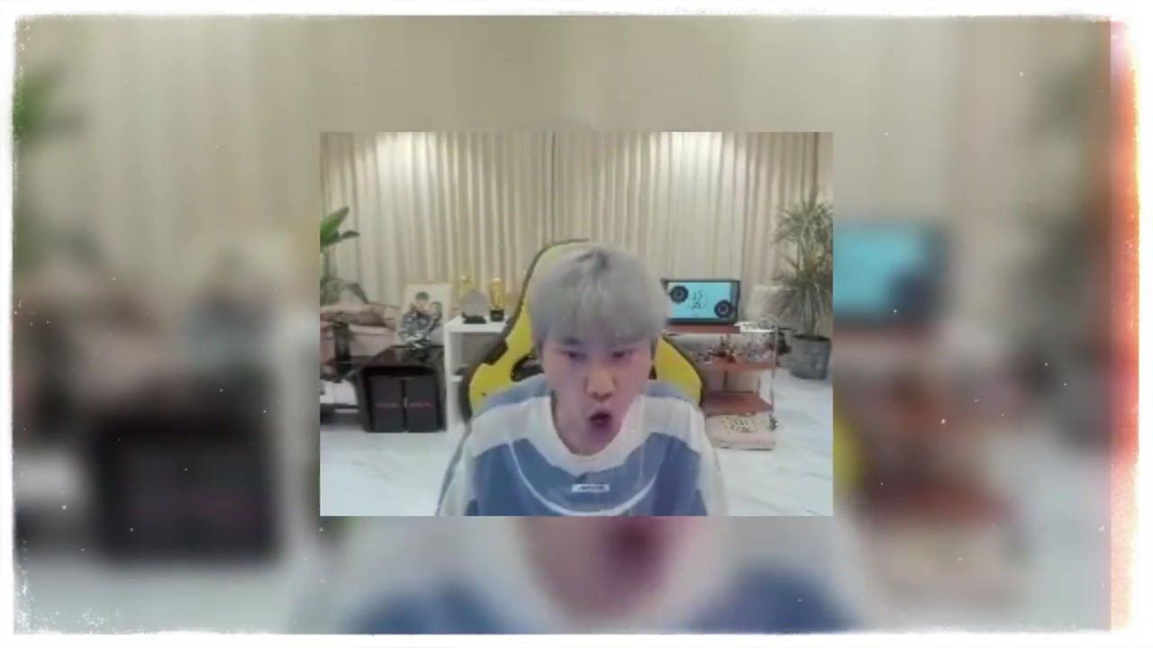 Doinb看Ale直播看到弹幕感慨JDG基地很高级：是我见过最大的！