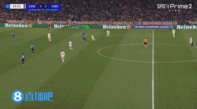 半场-拜仁暂0-1国米 劳塔罗外脚背破门图拉姆助攻凯恩中柱失良机