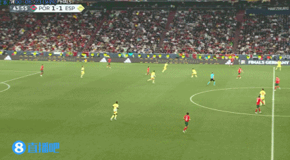 半场-葡萄牙暂1-2西班牙 祖比门迪奥亚萨瓦尔建功努诺-门德斯破门